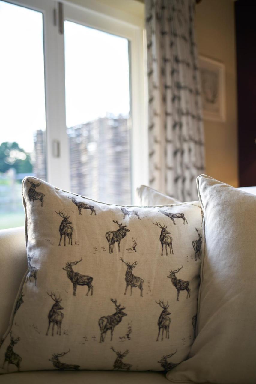 The Three Chimneys Country Pub Hotel Biddenden Bagian luar foto